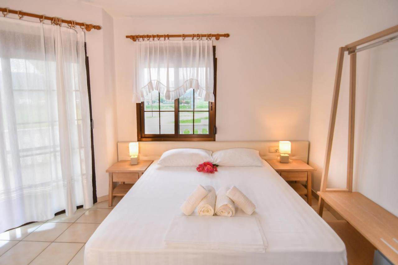 Villa Virozi سارتي المظهر الخارجي الصورة